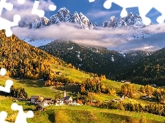Włochy, Jesień, Drzewa, Mgła, Santa Maddalena, Dolomity,