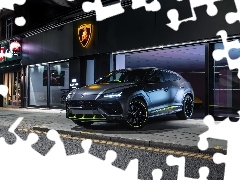Lamborghini Urus, Salon