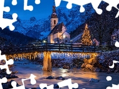 Drzewa, Alpy, Bawaria, Park Narodowy Berchtesgaden, Niemcy,