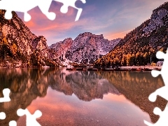 Dolomity, Góry, Jezioro, Lago di Braies, Region Trentino, W