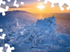 Góry, Zima, Drzewa, Wschód słońca, Ośnieżone, Śnieg