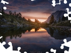 Chmury, Tyrol, Dolomity, Odbicie, Jezioro, Włochy, Góry, Zachód słońca, Drzewa, Lago Limides