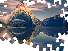 Odbicie, Fiord Milford, Alpy Południowe, Wyspa Południowa, Góra, Zatoka Milforda, Góry, Nowa Zelandia, Park Narodowy Fiordland, Mitre Peak