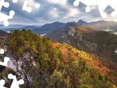 Sulovskie skały, Góry Strażowskie, Drzewa, Skały, Jesie