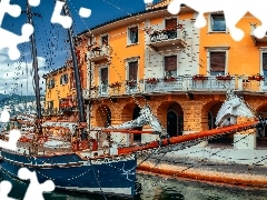 Malcesine, Włochy, Dom, Żaglówka, Jezioro Garda