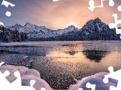 GĂłry, Zima, WschĂłd sĹoĹca, Austria, Drzewa, Jezi