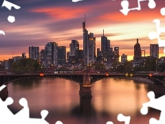 Frankfurt nad Menem, Rzeka Men, ZachĂłd sĹoĹca, Wiec