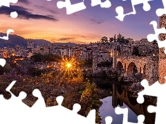 Domy, Rzeka Fluvia, Hiszpania, Most, RoĹliny, Besalu, Miasto, Besalu
