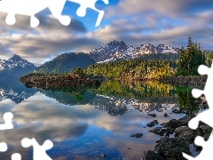 Skały, Góry, Jezioro, Garibaldi Lake, Kolumbia Brytyjska, Kanada, Świerki, Odbicie, Drzewa