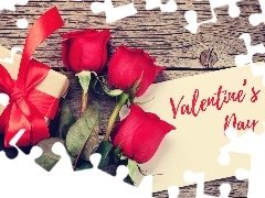 Kartka, Kwiaty, Czerwone, Valentines Day, Prezent, Walentynki, Róże, Deski, Napis, Kokarda