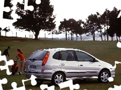 Kombi, Nissan Almera Tino