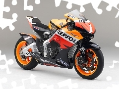 Torówka, Honda RC 212V