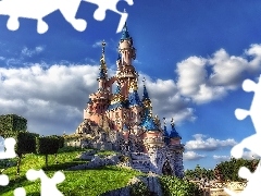 Roszpunki, Disneyland, Zamek