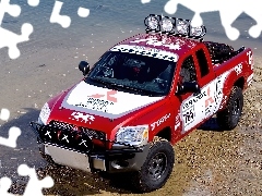 Mitsubishi Baja Raider